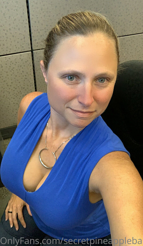 secretpineapplebabe onlyfans naked