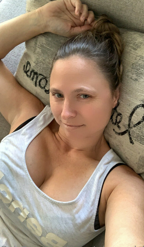 secretpineapplebabe nude onlyfans porn