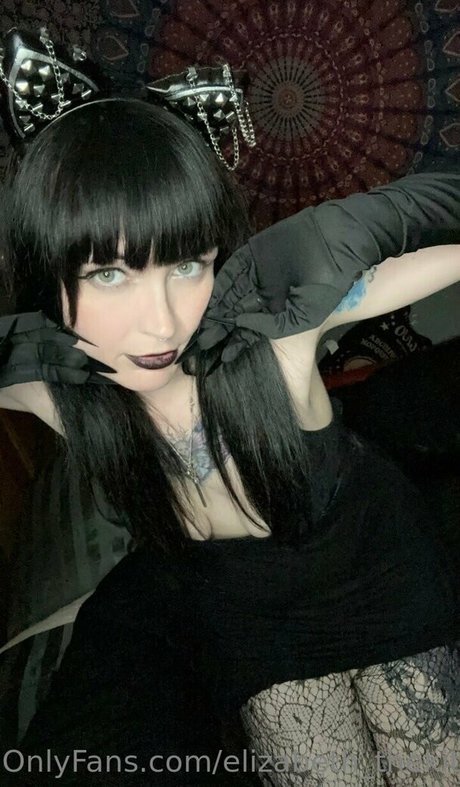 elizabeth thekitten desnuda onlyfans