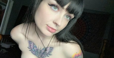 elizabeth thekitten onlyfans content leaked