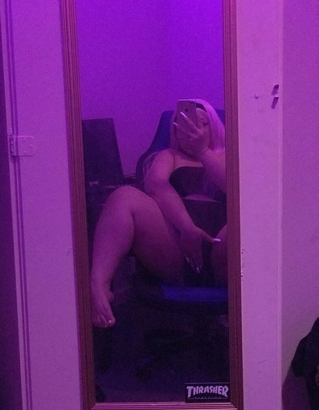 keonavalentine only fans pic