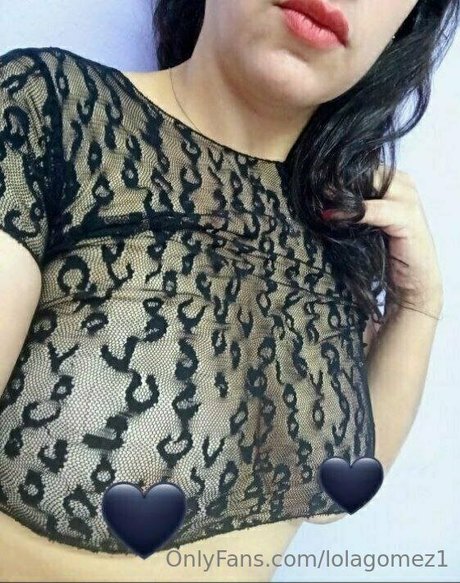 lolagomez1 onlyfans leak ass