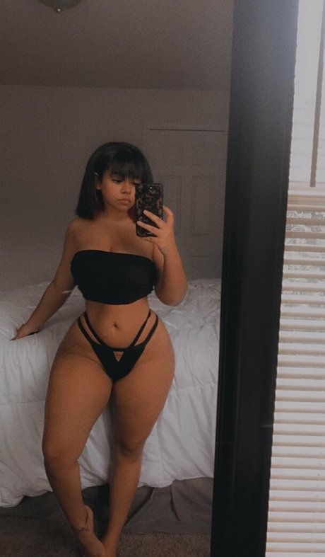 trappedbydecayingearth onlyfans nudes