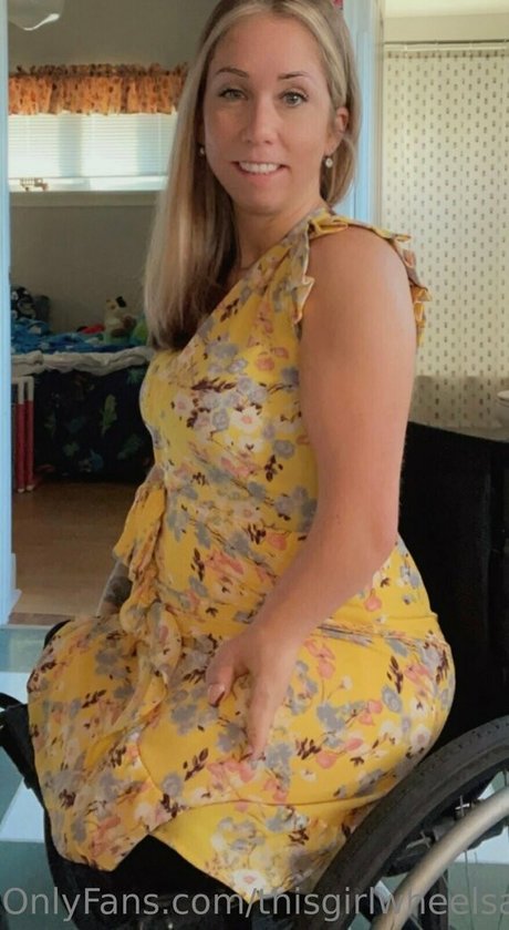 thisgirlwheelsamputee Profile pic