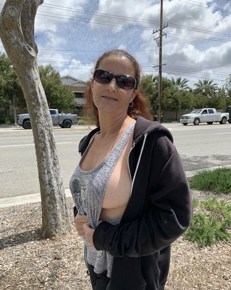 Mrs Badass Profile pic