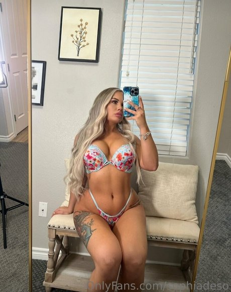 Sophia Turner Deso Nudes onlyfans de