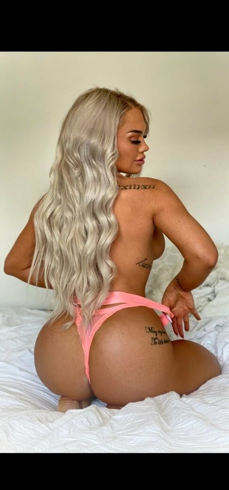 Sophia Turner Deso Nudes onlyfans boobs