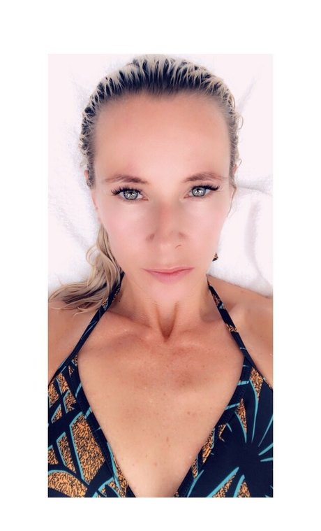 loveislove01 onlyfans nude pictures