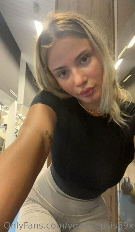 yourstepsis69x nude only fans leaks