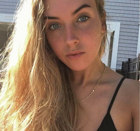 emilycc onlyfans content