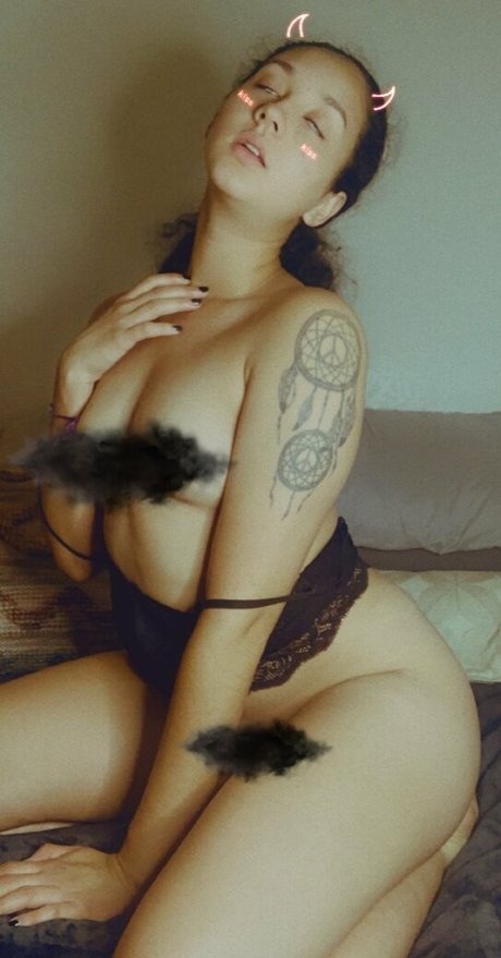 dailyavajune nude onlyfans