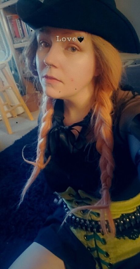 gaefaeinc onlyfans strip