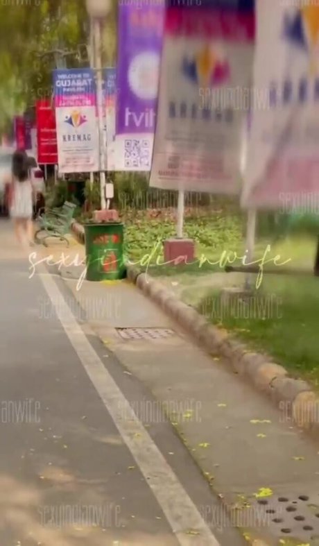 Sexyindianwife nude only fans leaks