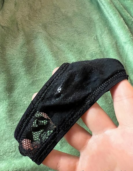 Goddess Kira onlyfans model