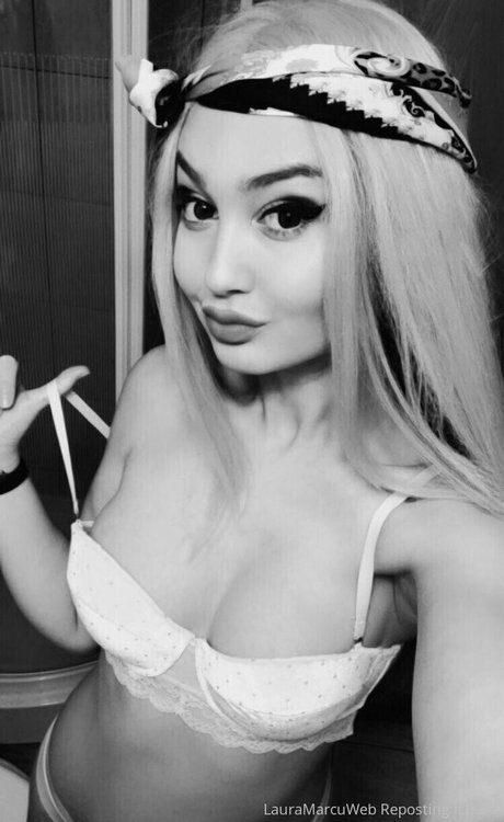lauramarcuweb free onlyfans leaked