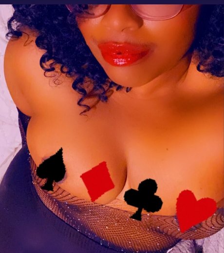 ohlivvynoir only fans nudes