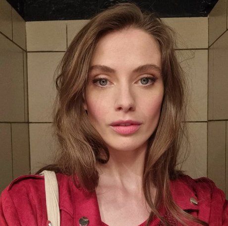 Juliet Searle onlyfans sex tape