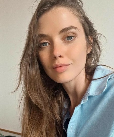 Juliet Searle leaked onlyfans