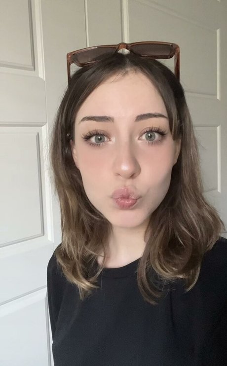 Kelsey Grzybowski onlyfans naked leaked