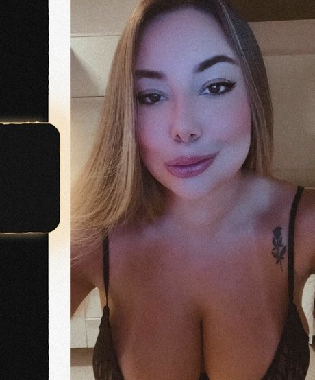 fefigueiredoo_ porn onlyfans leaks