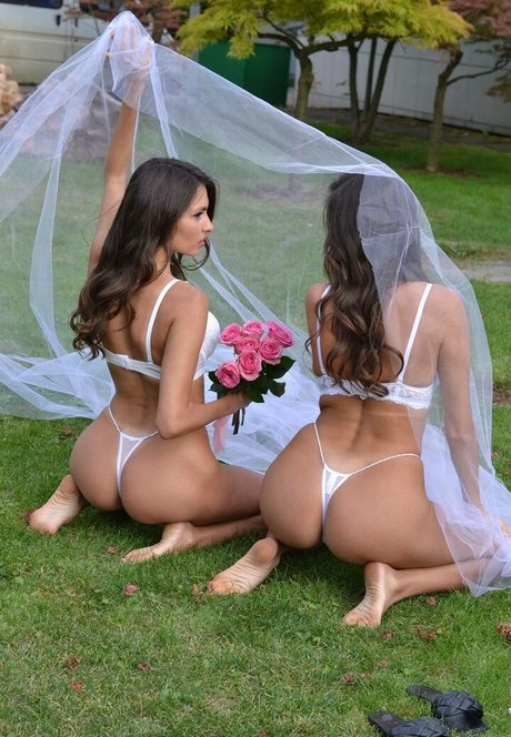 twins double pleasure onlyfans free content