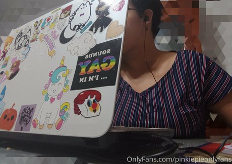 pinkiepiemid onlyfans leak nudes