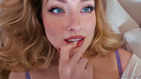 evasindlerova onlyfans posts