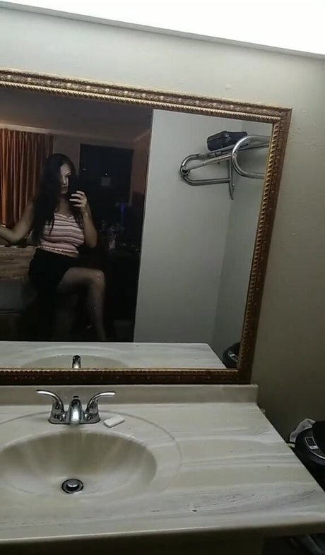 Snowbunny2299 onlyfans nude