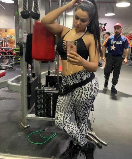 Sofiasilvatv leaked onlyfans porn