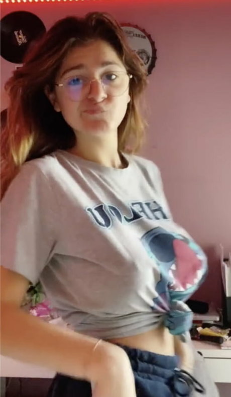 Nina Joy onlyfans strip