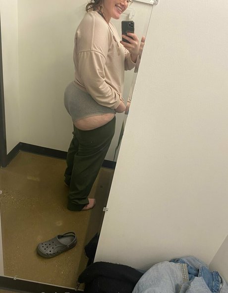 msrosalynquinn555 onlyfans leaked.