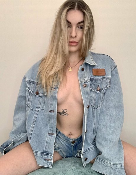 gillianmichelleeefree onlyfans tits