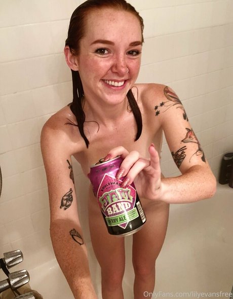 lilyevansfree onlyfans porn leaked