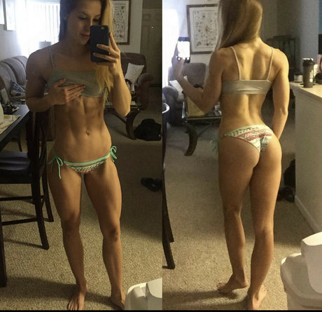 Kelly Young boobs onlyfans