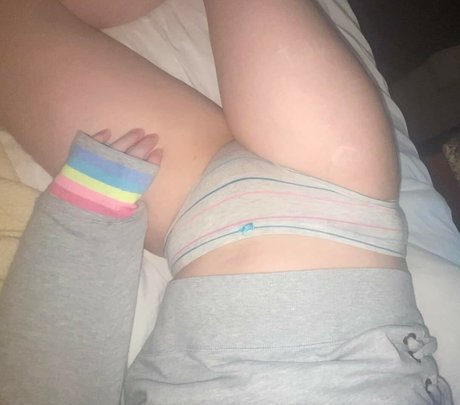 Lilac Lullaby onlyfans leak fuck