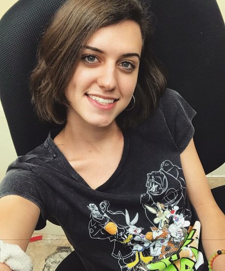 SophieSommers naked onlyfans leaked