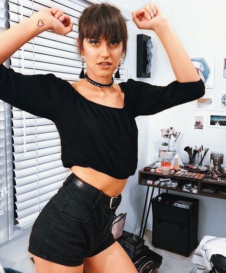 SophieSommers onlyfans nide