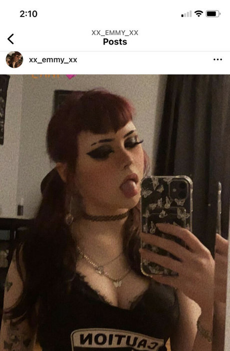 xxgothbimboxx onlyfans pic