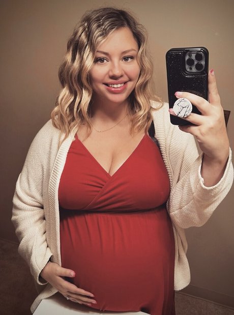 FefeCoco onlyfans nude photos