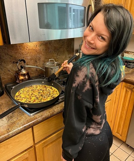 Kora Raw onlyfans free