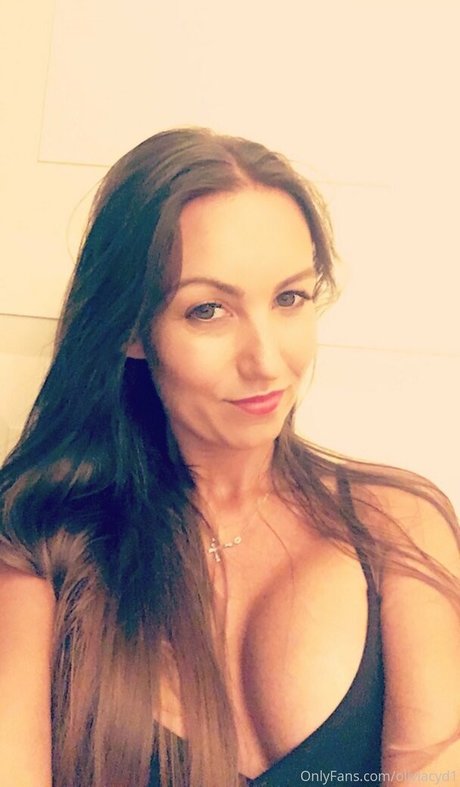 oliviacyd1 onlyfans leaked tits