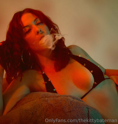 thekittybateman onlyfans naked porn