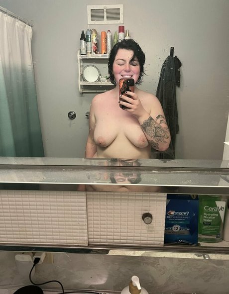 ghouliecunt nude leak onlyfans