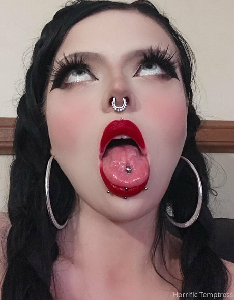 mischa cleo moore nudes only fans