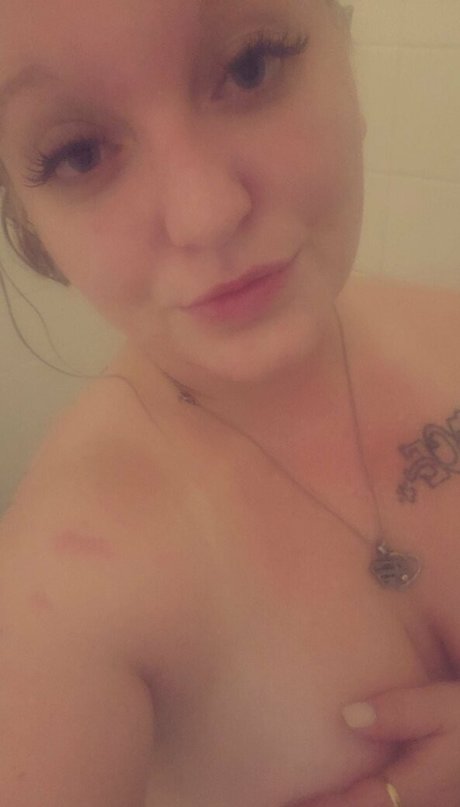 mommithiccc onlyfans exposed