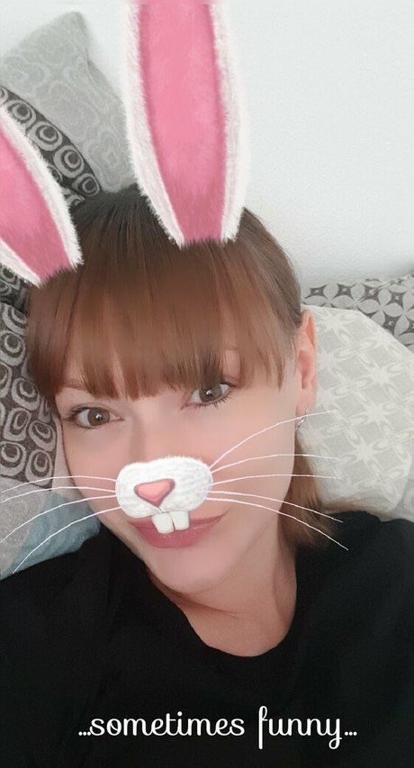 sandy ambrosia onlyfans striptease