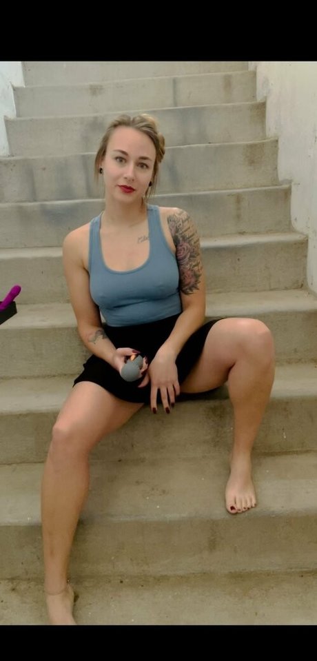 erintakesrequests onlyfans leaked