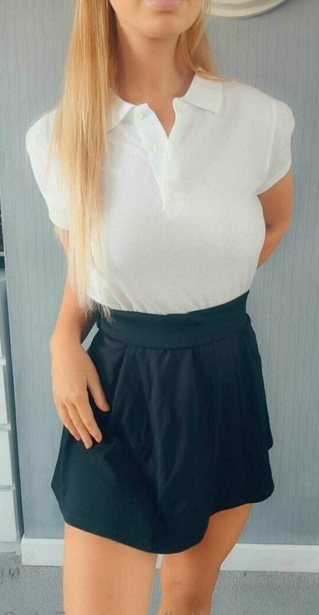 littlemissconnie onlyfans leaked nude