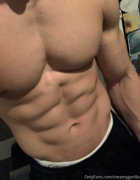 creamygorilla onlyfans nude tits