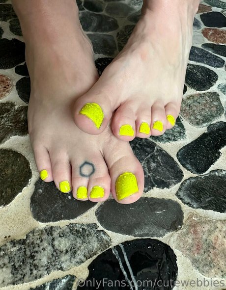 cutewebbies only fans naked